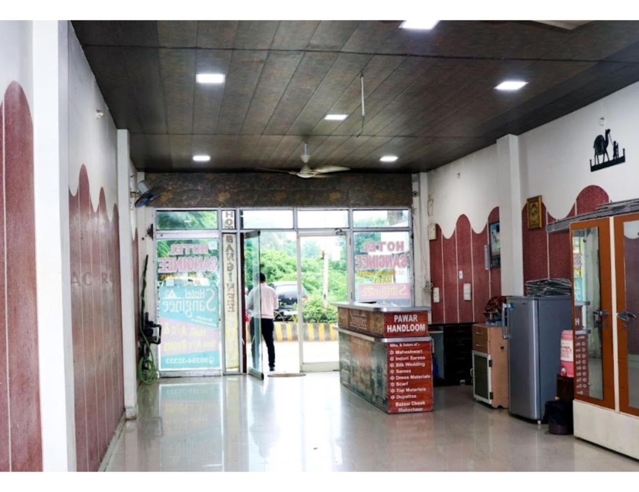 Hotel Sanginee, Maheshwar Exterior foto